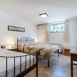 Aunt Maria's Apartament