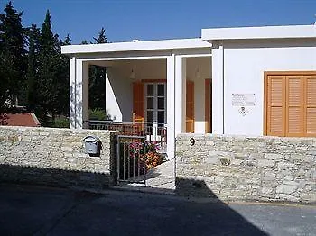 Aunt Maria's * Lefkara