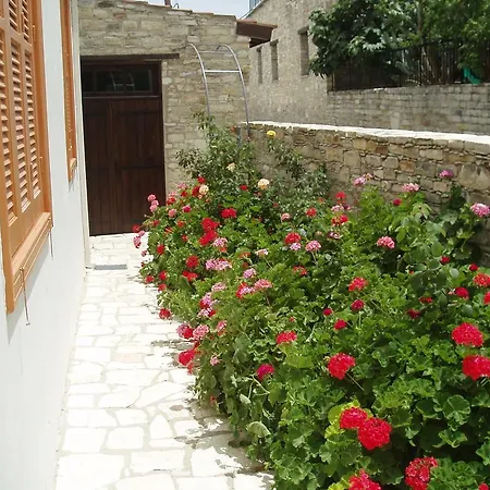 Aunt Maria's Apartman *