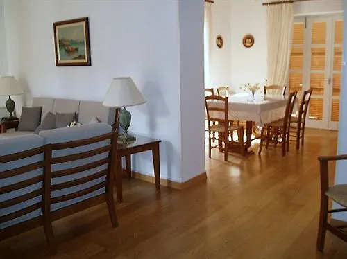 Aunt Maria's * Pano Lefkara